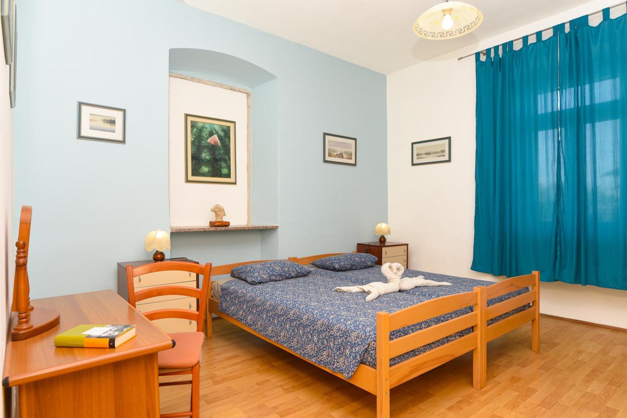 Apartmani Zupanic Koromačno Eksteriør billede