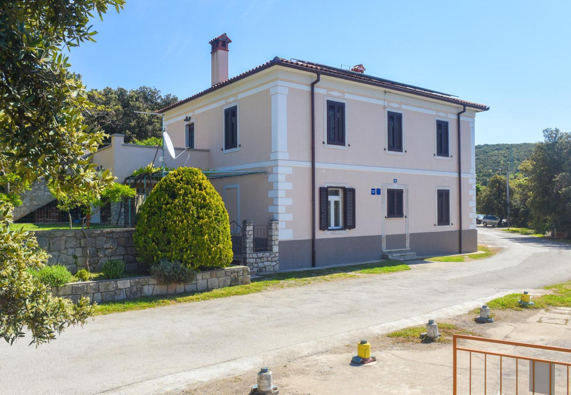 Apartmani Zupanic Koromačno Eksteriør billede